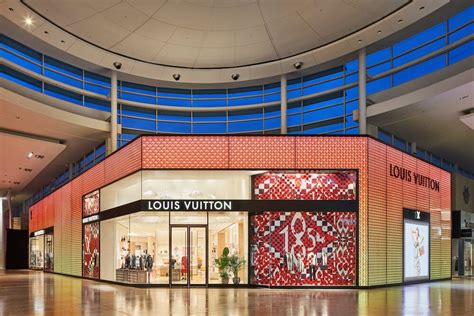 lv yorkdale|More.